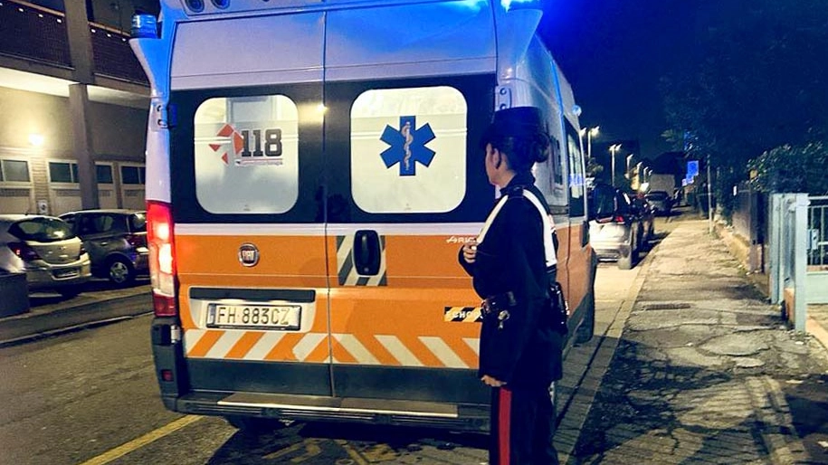 Sul posto, oltre alle ambulanze della pubblica assistenza, anche i vigili del fuoco e i carabinieri