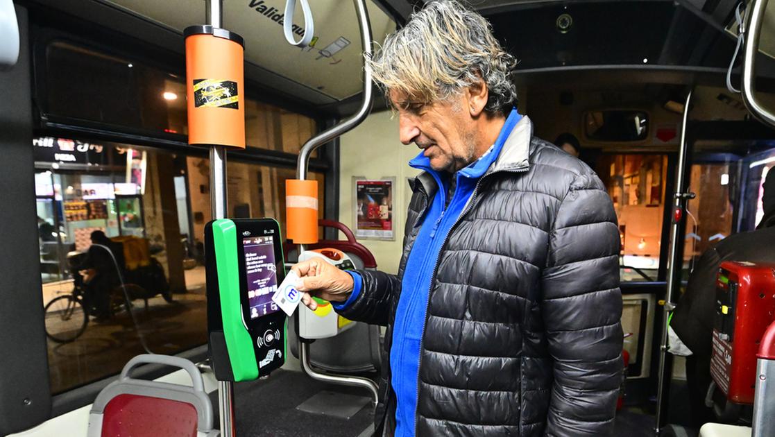 Ricari autobus a Imola, salta l