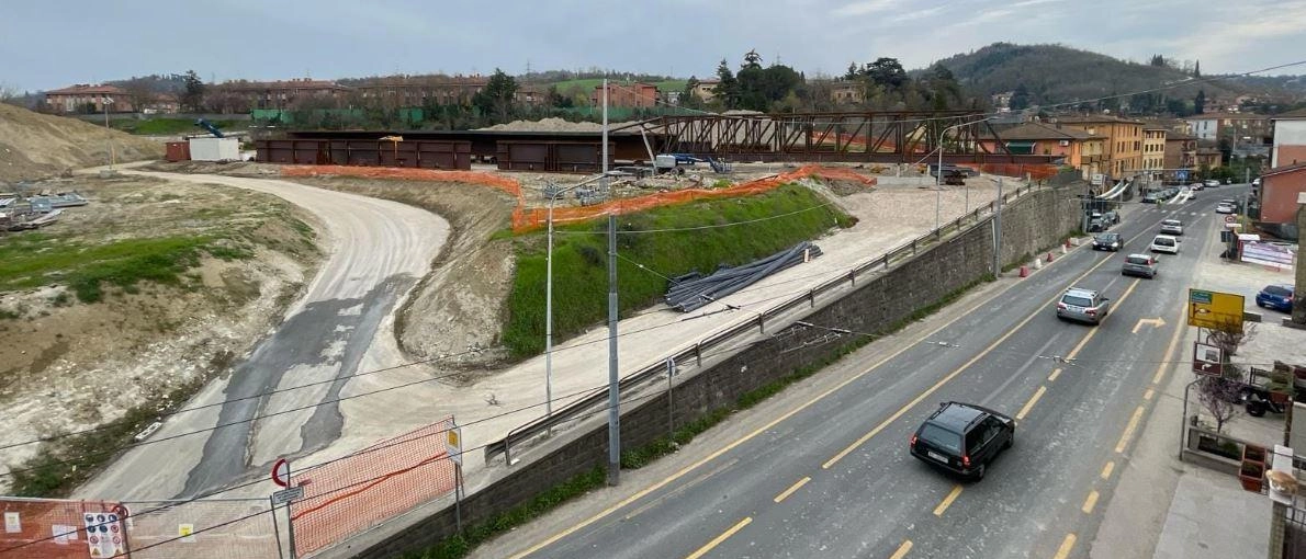 Proseguono i lavori decennali di un’opera che tutta la viabilità della zona tra Pianoro e la Ponticella attende con ansia