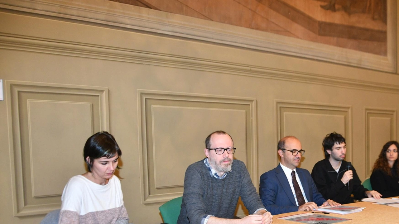 Gli organizzatori del festival con l’asessore alla cultura Bongiorno