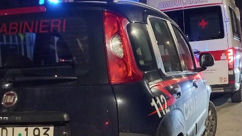 Sono intervenuti carabinieri e ambulanza