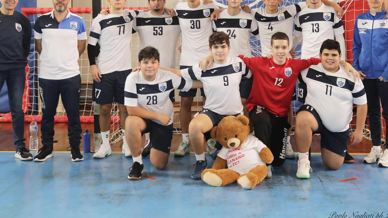 Una formazione giovanile dell’Handball Estense