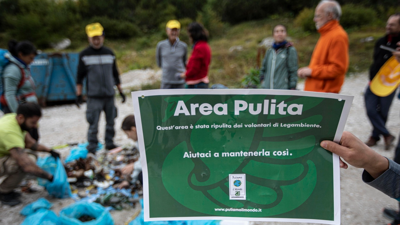 Pulizie sulla Marmolada, anche rifiuti della Grande guerra