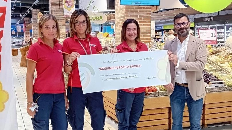 Raccolti oltre seimila euro dalla Fondazione Banco Alimentare Marche. L’iniziativa nei supermercati del gruppo Conad di Piediripa e Civitanova.