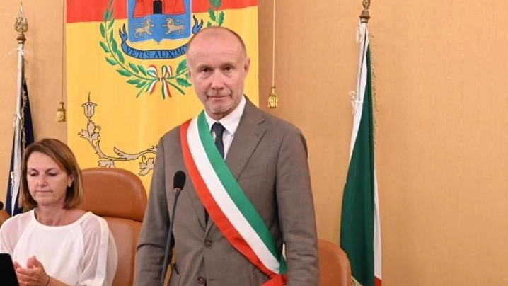 Il primo cittadino Francesco Pirani