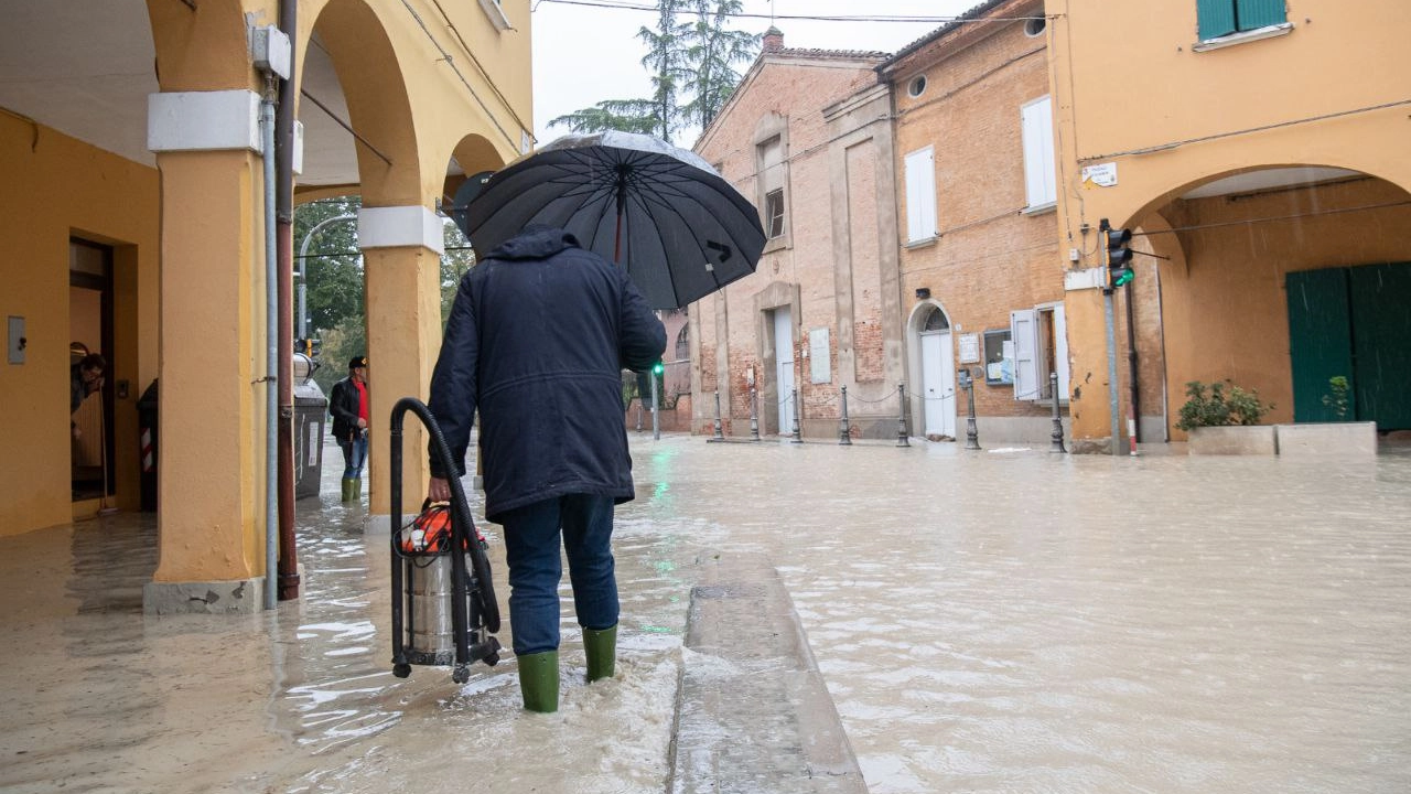 Castel Guelfo allagata a causa dell'esondazione del Sillaro