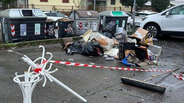 Via Zucchi, l’amministratore di condominio: "I lavori stanno proseguendo". Nuova allerta arancione sul nostro territorio: rischio frane in Appennino.