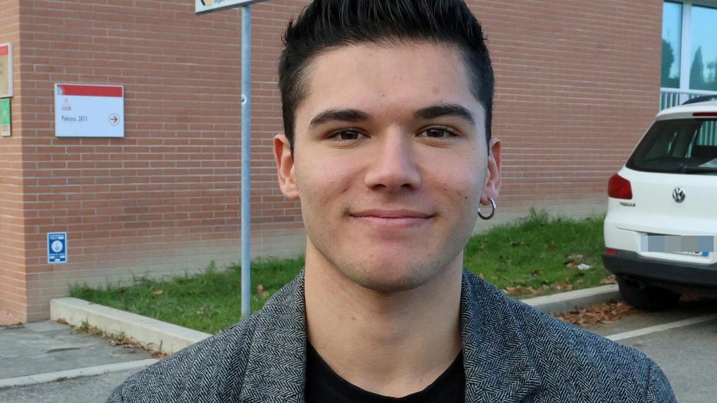 Alessandro Mastroti (Cesena), studente universitario della Facoltà di Ingegneria elettronica