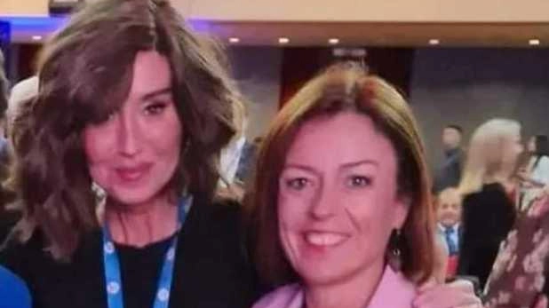 Il ministro Anna Maria Bernini con l’assessore comunale Elisabetta Foschi, segretario provinciale di Forza Italia