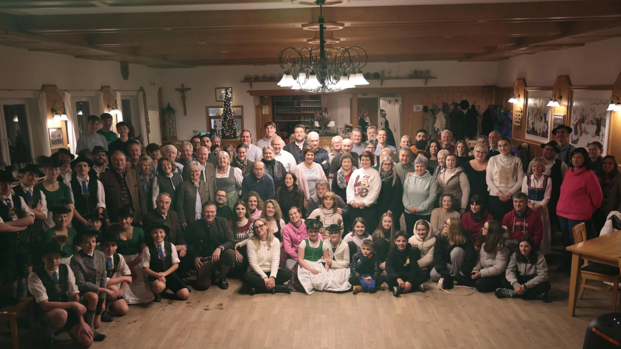 Foto di gruppo per la delegazione di Terre del Reno che è stata accolta nella cittadina di Weyarn