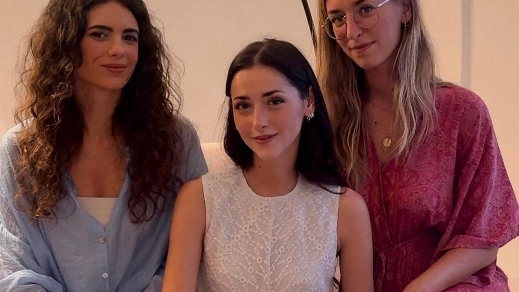 Le tre psicologhe: Bianca Baracchi, 27 anni,. Desirée Gianfrini, 29 anni, e Aleksandra Chwirot, pure lei 29enne