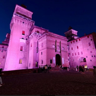 Ferrara, la città si tinge di rosa: il programma e cosa sapere