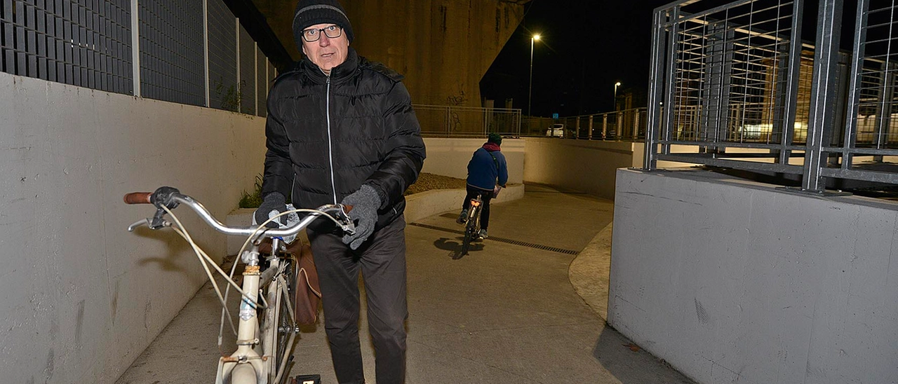 Paura al sottopasso a Pesaro: “Io, aggredito mentre ero in bici”