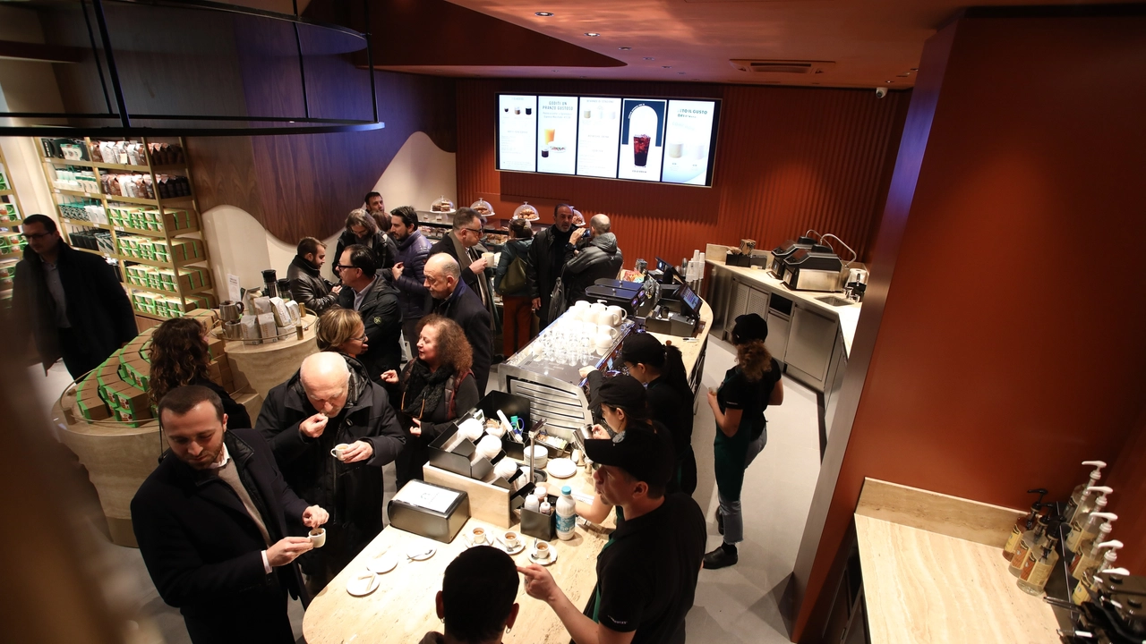 Starbucks in via D'Azeglio (foto Schicchi)