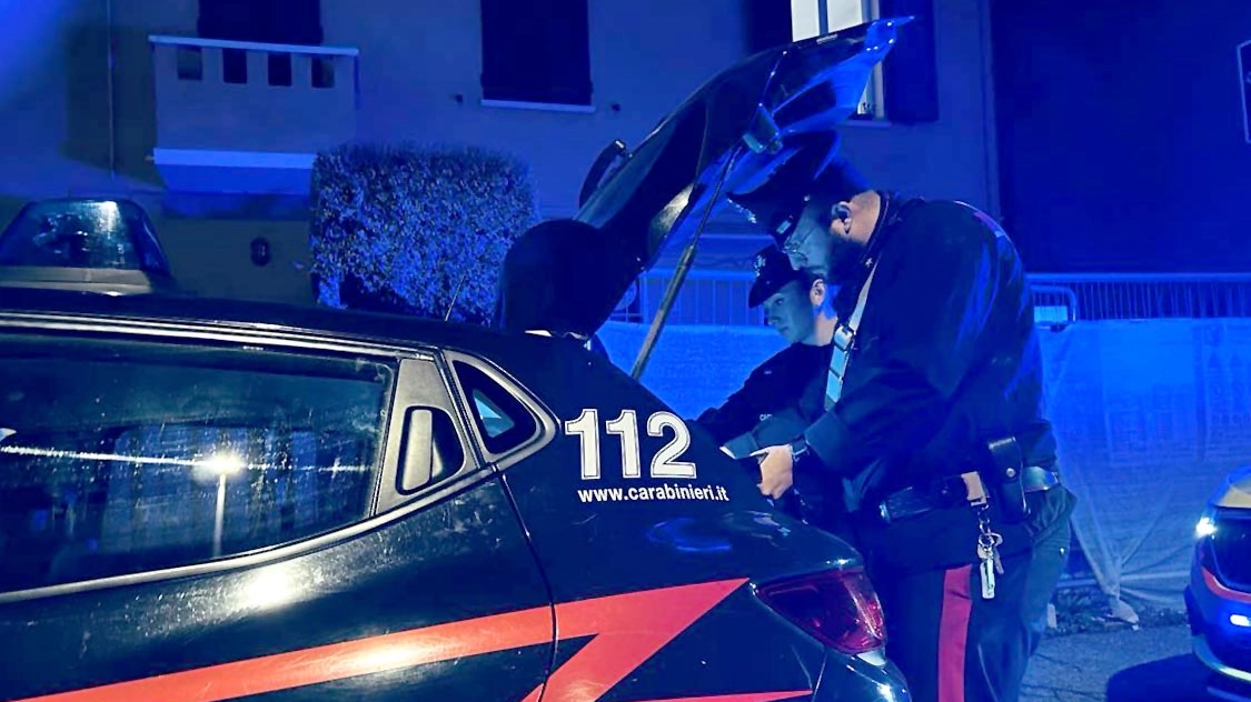 Furto in tabaccheria a Monte Urano (Fermo), sulposto i carabinieri (foto d'archivio)