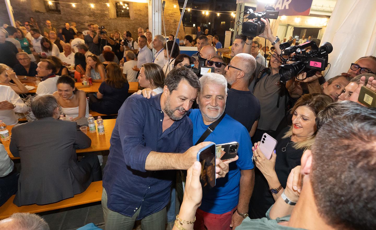 Festa della Lega, Salvini: “Cervia mi emoziona. Elena può vincere”