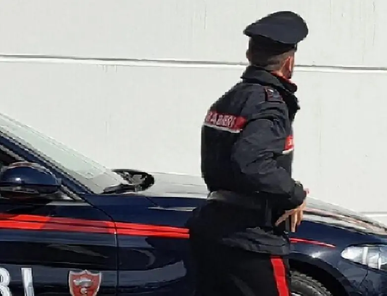 Causa Incidente, Poi Calci E Pugni Ai Carabinieri