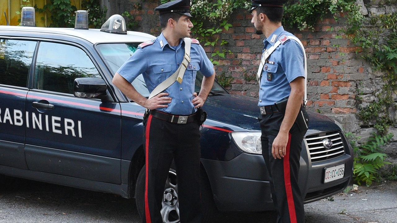 I militari dell’Arma. in azione (foto d’archivio)