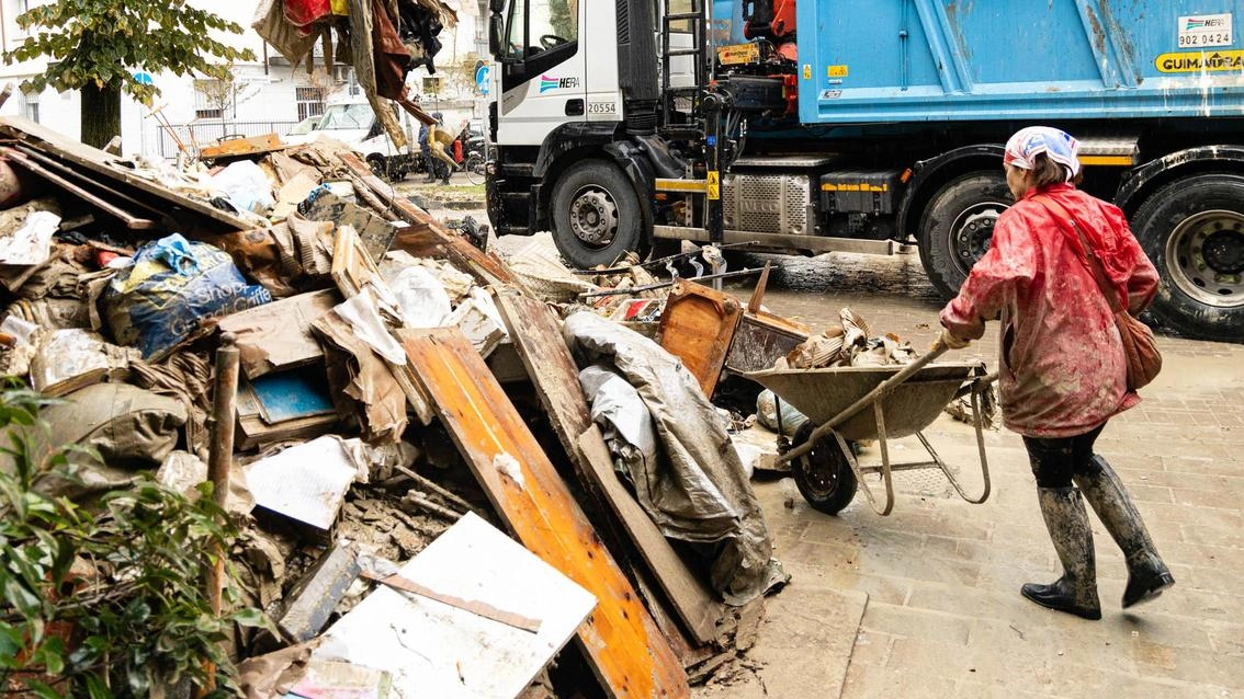 Via Zoccoli, a Bologna, così come si presentava a ottobre dopo l’alluvione