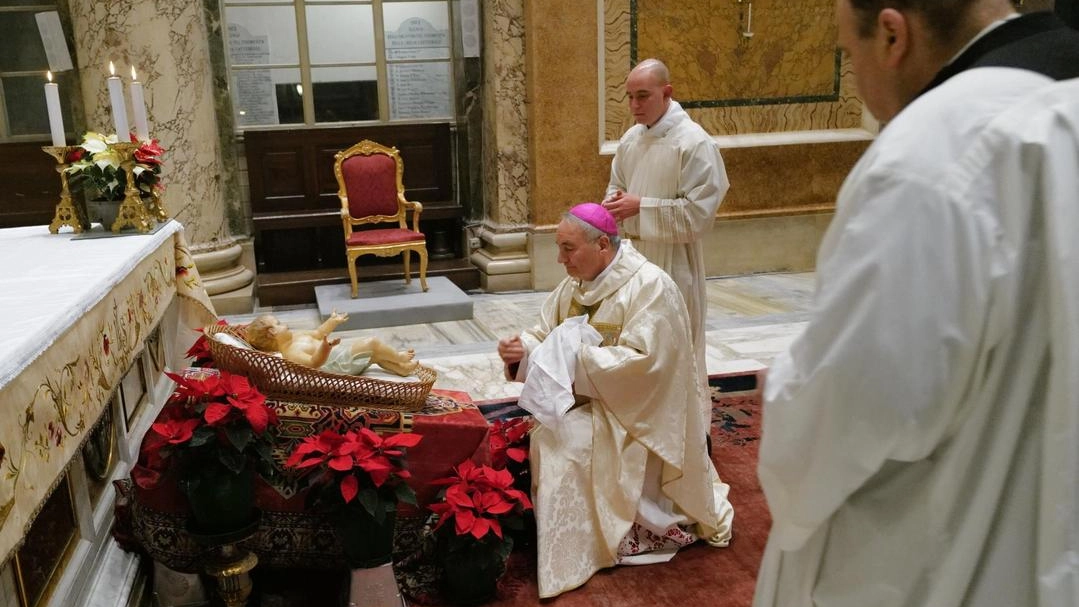 Nell’omelia della messa in duomo mons. Livio Corazza ha parlato delle violenze nel mondo e al tempo stesso delle parole del Papa .