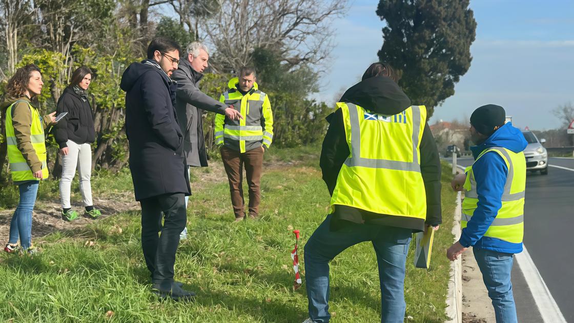 Basta pericoli: luci sulla strada dal Miù all’A14