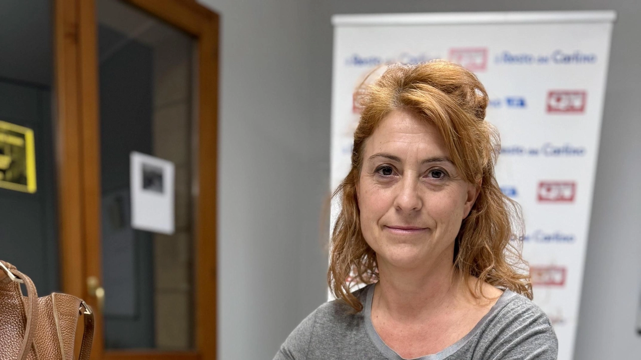 "Ottenere i sacchetti per la raccolta differenziata è un percorso davvero complicato. Vorrei segnalare questo grave disservizio". Tabitha Piersantini (nella...