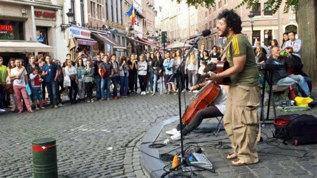 Gli artisti di strada animeranno oggi e. domani vie e piazze della cittadina