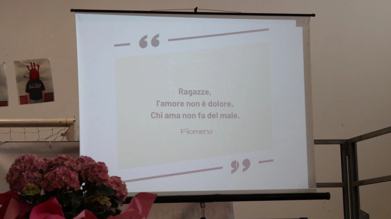 "Stai zitta. Sono cose da maschi". Così staniamo l’italiano sessista