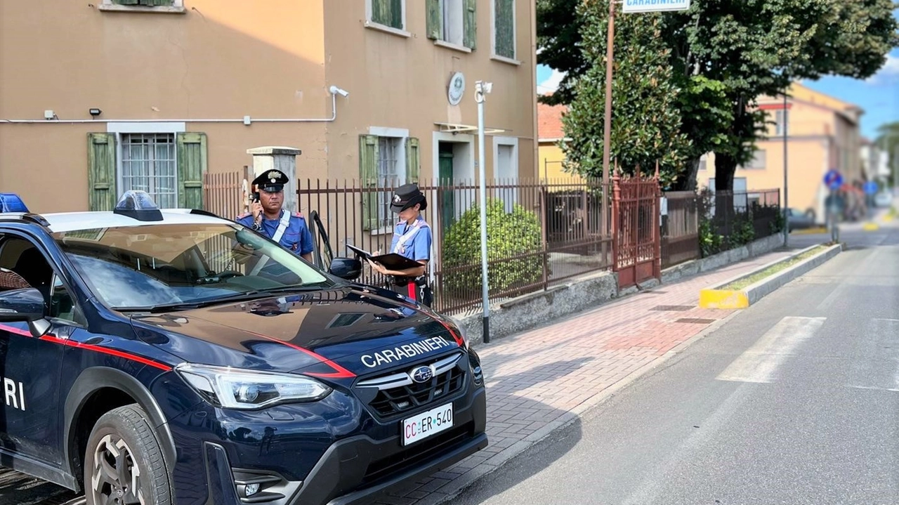 I carabinieri della stazione di Casalfiumanese, titolari delle indagini