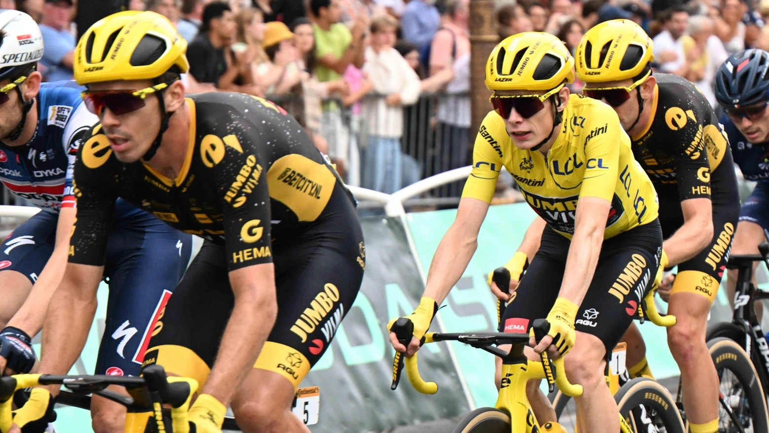 Arriva il Tour de France, cambia la viabilità: via Ausa chiusa sabato