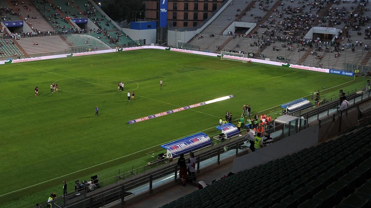 Il Sassuolo si prepara all'inizio della stagione di Serie B con un calendario definito dalla LNPB. Esordio a Catanzaro il 18 agosto, debutto casalingo contro il Cesena il 24 agosto e sfida contro il Bari il 27 agosto. Il primo grande match potrebbe essere contro la Cremonese il 31 agosto.