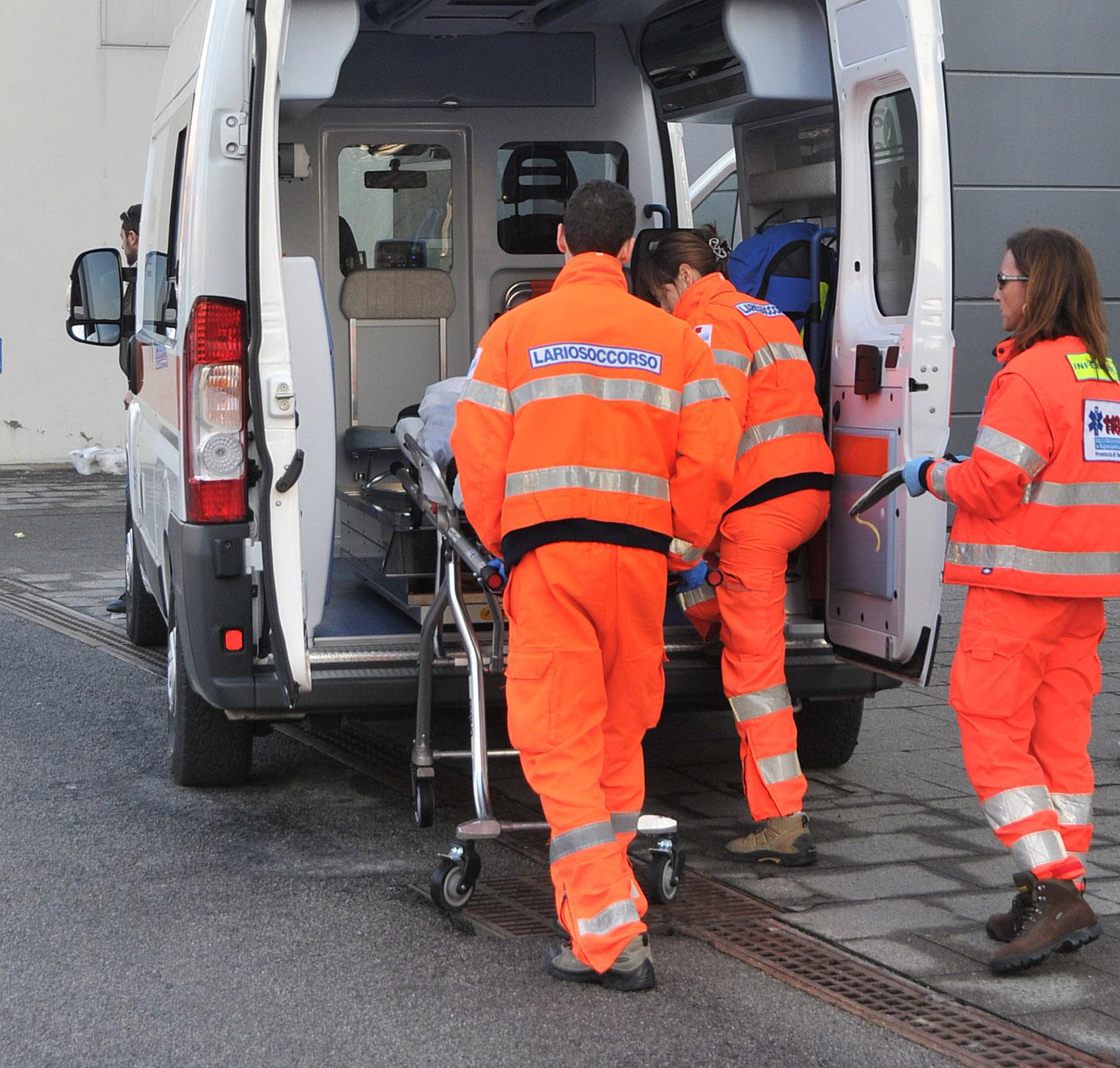 Incidente frontale nel Ferrarese: cinque feriti, due gravi