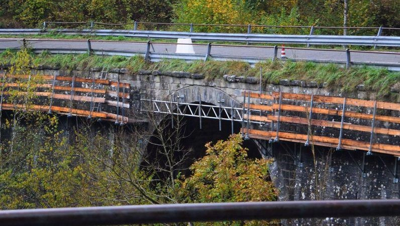 Il ponte Tavernaro oggetto degli interventi