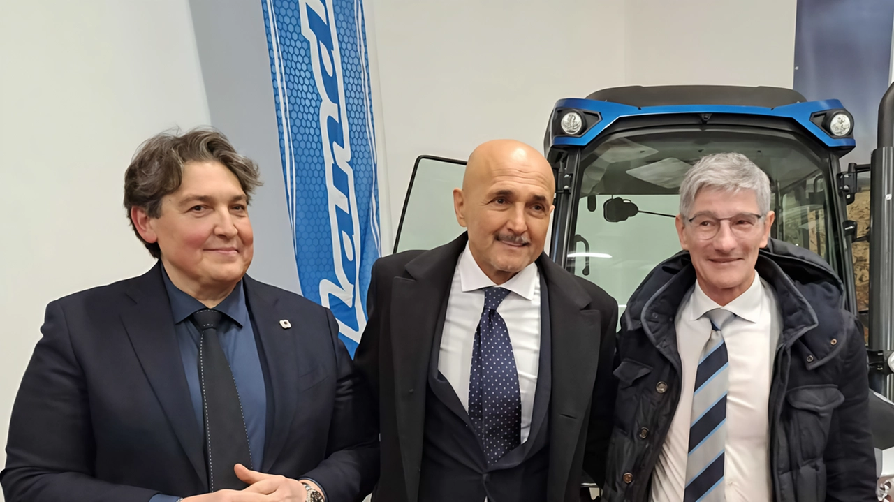 Luciano Spalletti nel nuovo showroom di Agricentro