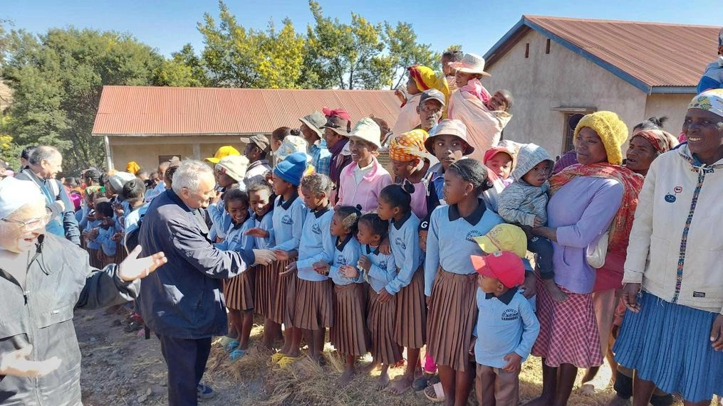 La missione in Madagascar con il vescovo monsignor Livio Corazza e Suor Luisa Vecchi