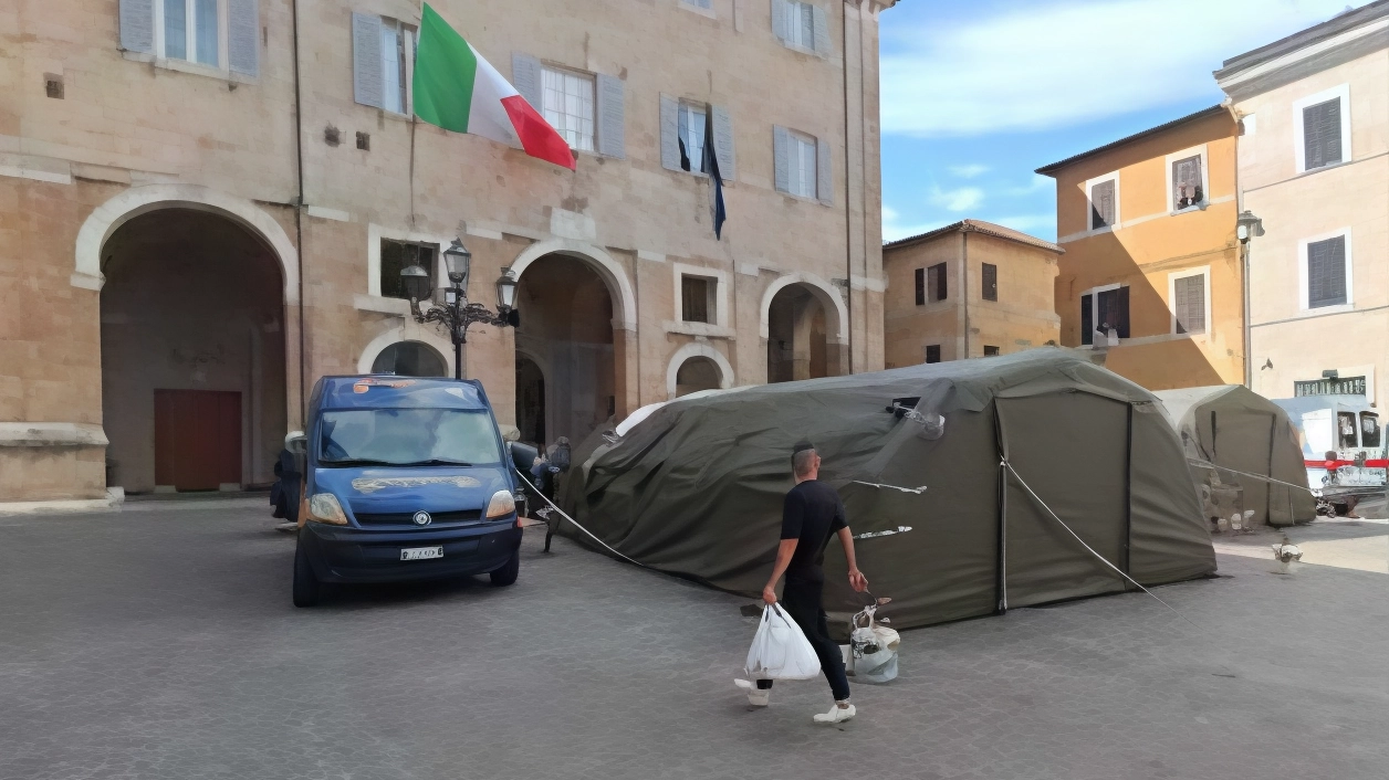 Il Villaggio della Salute offre visite specialistiche gratuite in Piazza Roma, promuovendo la cultura della One Health. Convegno pubblico e iniziative di prevenzione per coinvolgere la comunità.