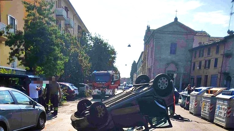 L'incidente si è verificato in mattinata in corso Europa a Faenza