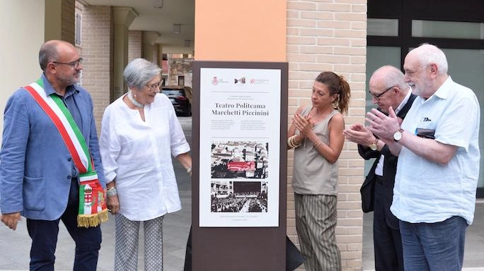 La città che non c’è più torna a vivere grazie a due totem