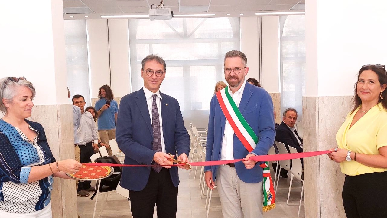 Il sindaco Matteo Lepore e il rettore Giovanni Molari all'inaugurazione dell'Ex Stazione Veneta